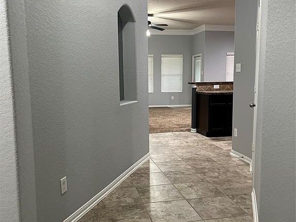 4th image of 21210 Fox Hillside Way