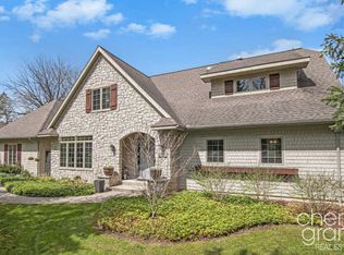 2107 Robinson Rd SE, Grand Rapids, MI 49506