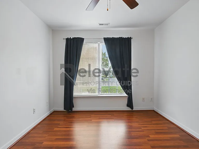 4321 Meredith Creek Dr — Photo 17