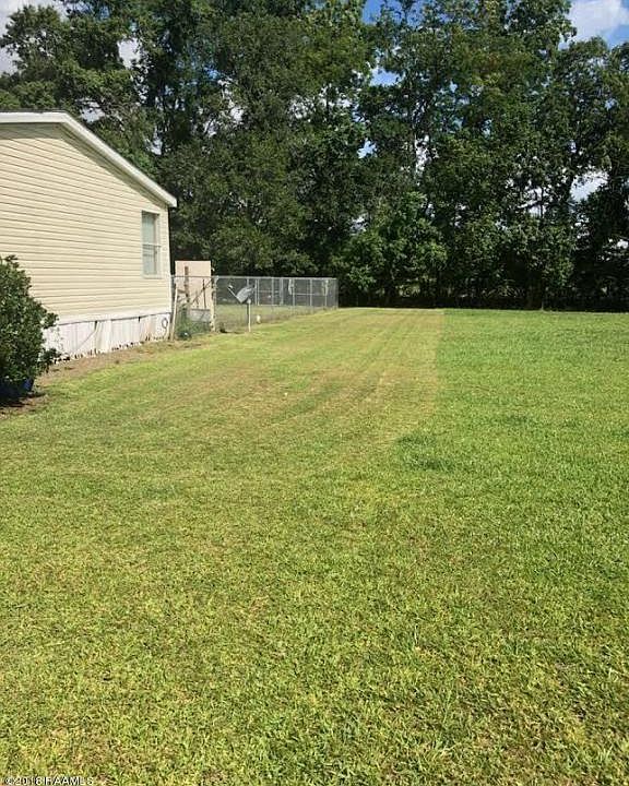 2nd image of 1011 Poydras Pl