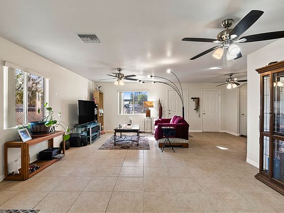 5th image of 1934 Capistrano Ln