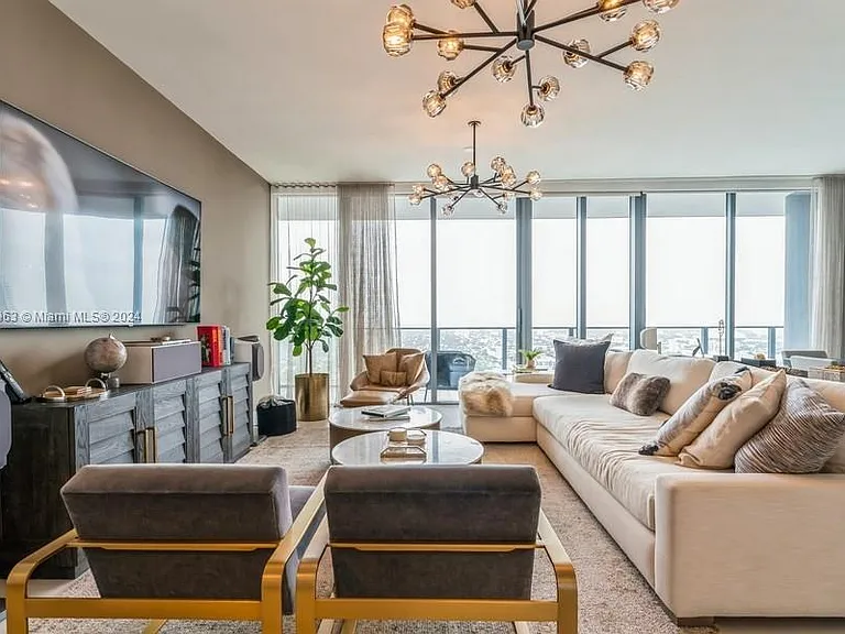 1000 Brickell Plz #Penthouse 5104 — Photo 33
