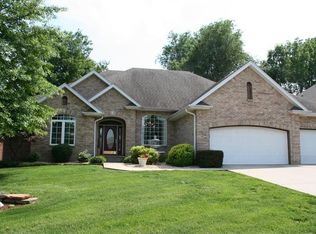 2646 E Cherryvale St, Springfield, MO 65804
