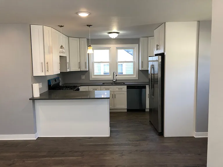 2629 W 89th Pl — Photo 2