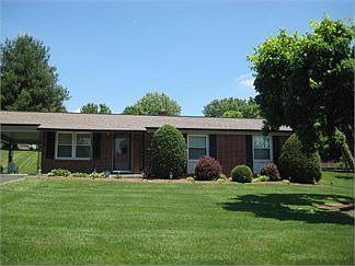 1st image of 104 Robinson Dr