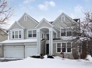 4380 Barharbor Dr, Lake In The Hills, IL 60156