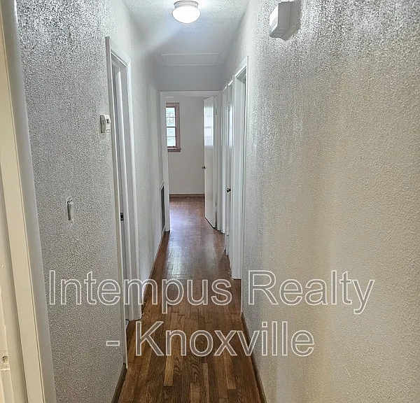2000 Nandina Dr — Photo 10