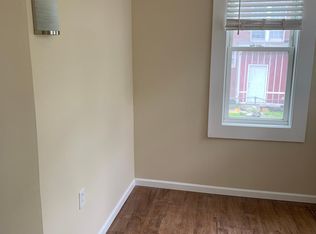 1408 University Ave APT 8, Columbia, MO 65201