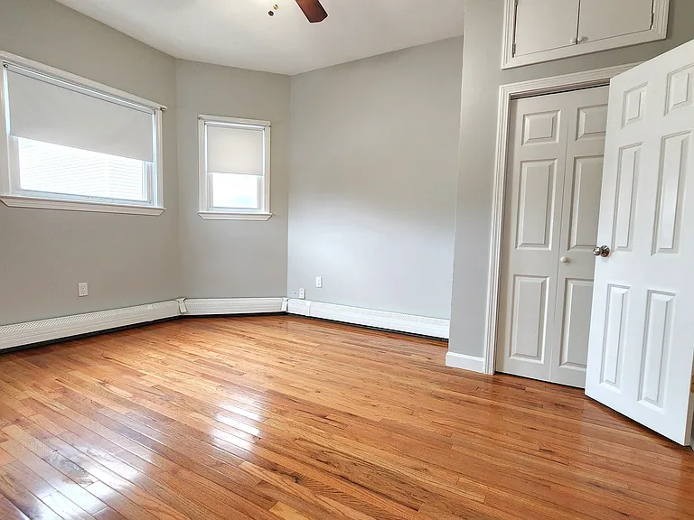 125 Ash St #2 — Photo 6