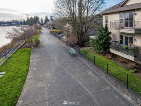 1991 Alder St Unit 101, Ferndale, WA 98248
