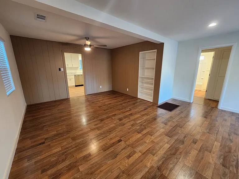 209 Rolando Ave — Photo 4