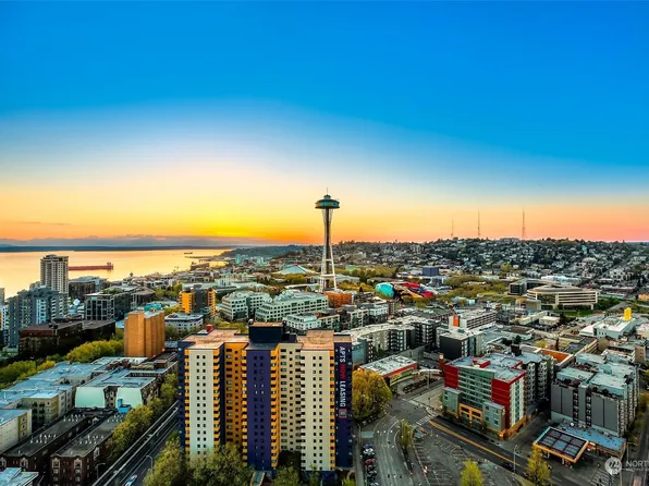 583 Battery Street #3004N, Seattle, WA 98121