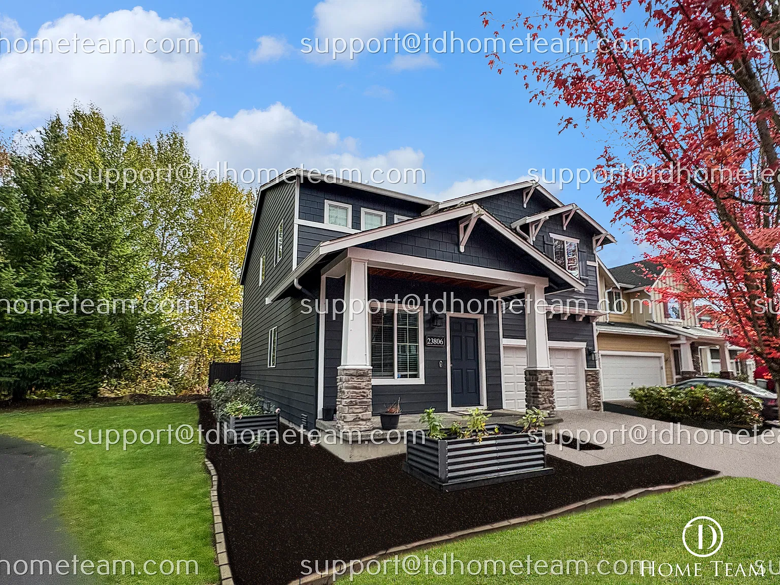 3 bed, 2.5 bath, 2370 sqft, $3,600 — Photo 2