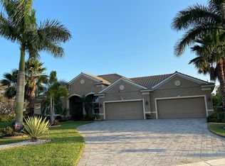 925 145th Street Cir NE, Bradenton, FL 34212