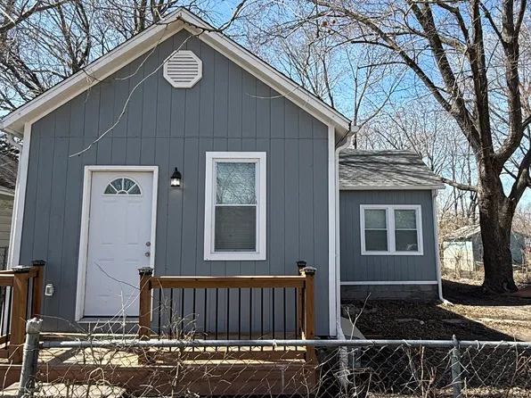 527 SE Swygart St, Topeka, KS 66607