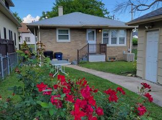 904 19th Ave, Moline, IL 61265