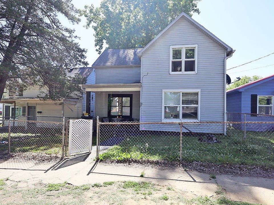1st image of 702 Letcher St