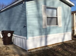 1221 Sycamore Ln, Rantoul, IL 61866