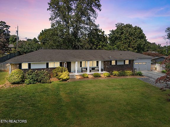 2nd image of 7025 Sheffield Dr
