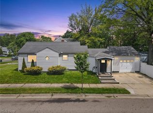 1043 Slosson St, Akron, OH 44320