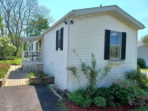 100 YANKEE FOLLY Road, New Paltz, NY 12561