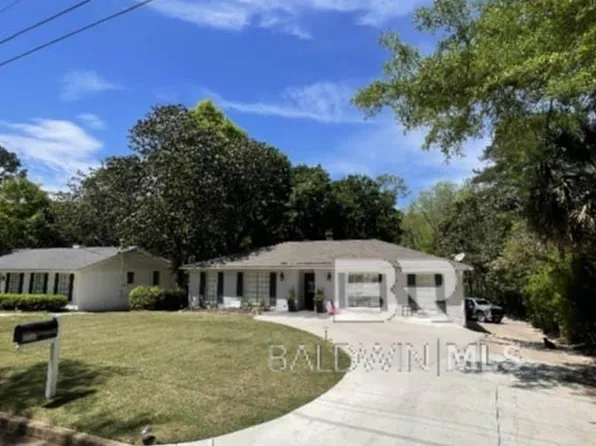 5530 Nassau Dr, Mobile, AL 36608
