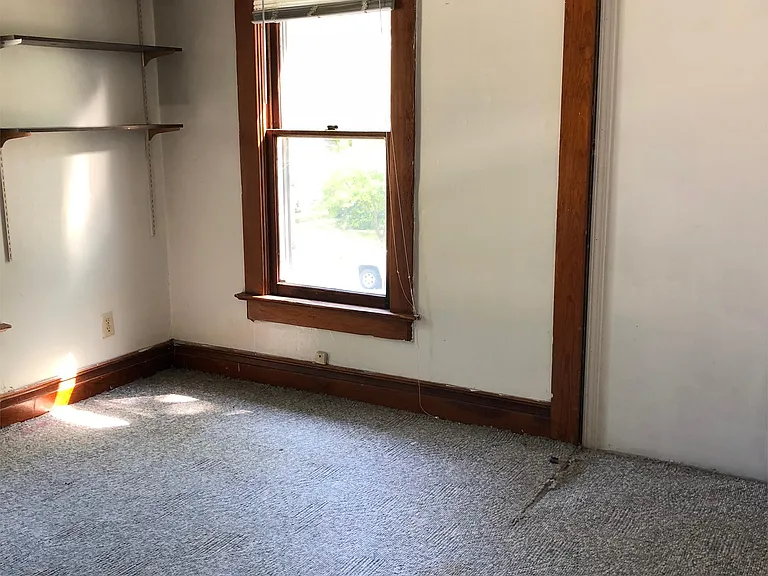 810 S University St — Photo 6