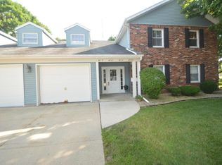 4217 80th St #2A, Kenosha, WI 53142