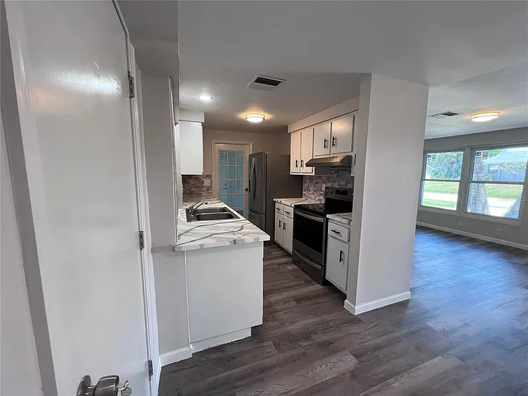 4123 Michel Tree St — Photo 7
