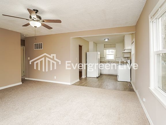 5th image of 2410 6th Ave