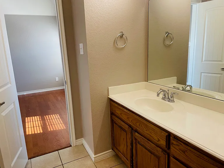 5936 Chisholm Trl — Photo 24