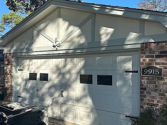 5th image of 9915 Forest Hollow Dr