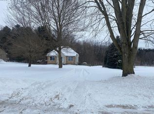 11261 Bohm Rd, Byron, MI 48418