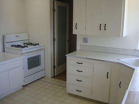 3rd image of 813 Washington Ave