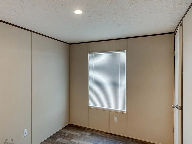 Hillside Mobile Home Park — Photo 16