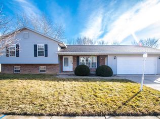 4823 W Pendleton Pl, Peoria, IL 61615