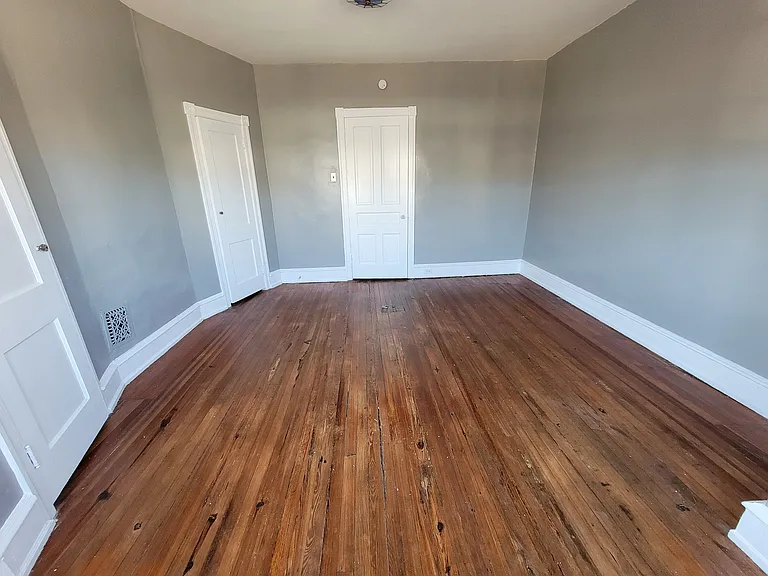 4554 N Smedley St — Photo 3