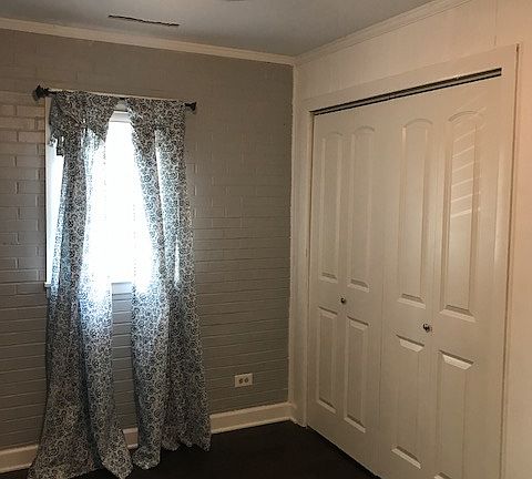 Guest Room Large Closet