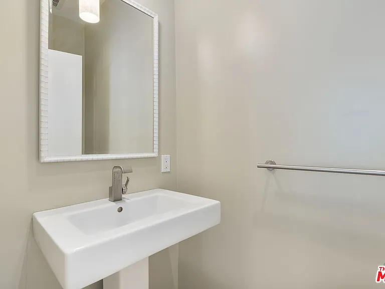 1 Northstar St #101 — Photo 17