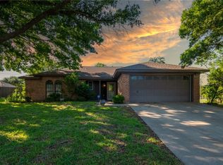 600 Aspen Incline Dr, Hewitt, TX 76643