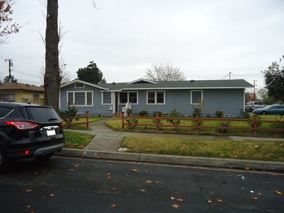 2nd image of 1127 S San Antonio Ave