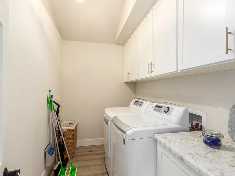 5009 E Le Marche Ave — Photo 30