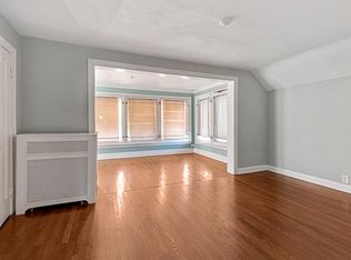 7560 W Touhy Ave FLOOR 2, Chicago, IL 60631