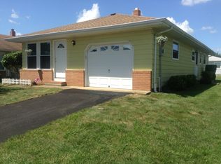 194 Liberta Dr, Toms River, NJ 08757