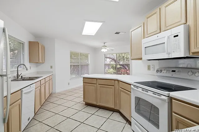 2254 Indian Meadows Dr — Photo 16