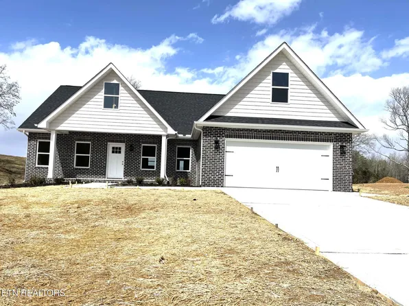 225 Mossy Rock Rd, Clinton, TN 37716