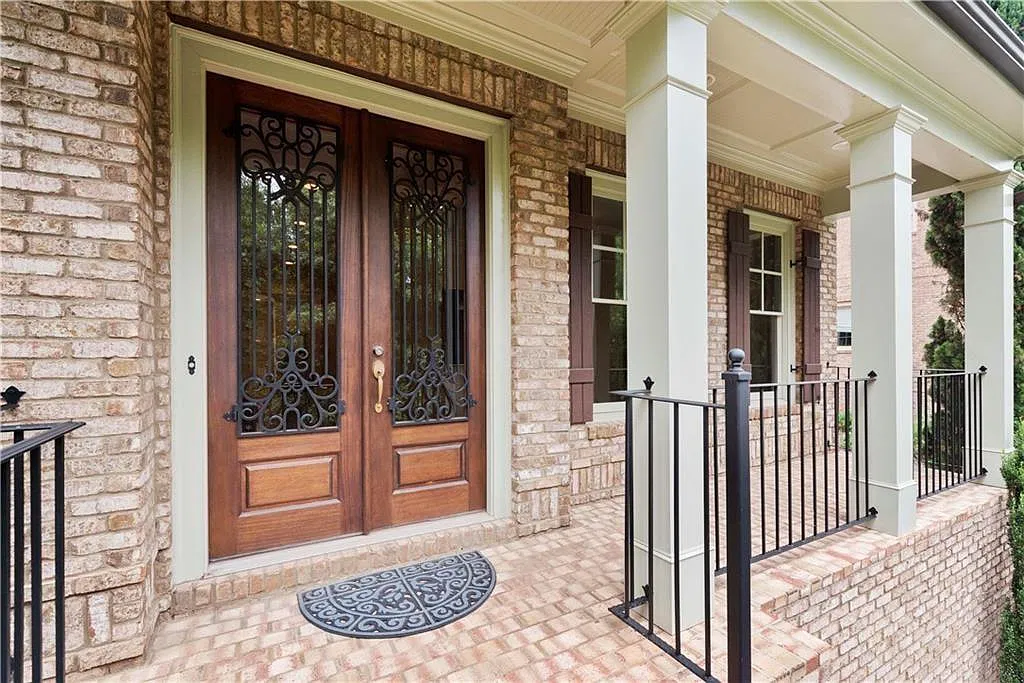 4 bed, 4.5 bath, 3855 sqft, $8,600 — Photo 4