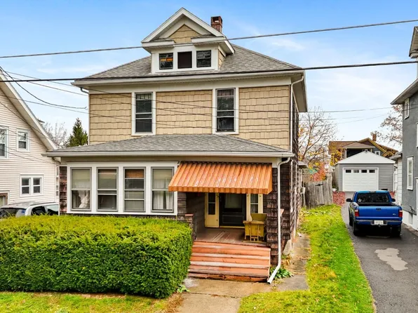 121 West St, Johnson City, NY 13790