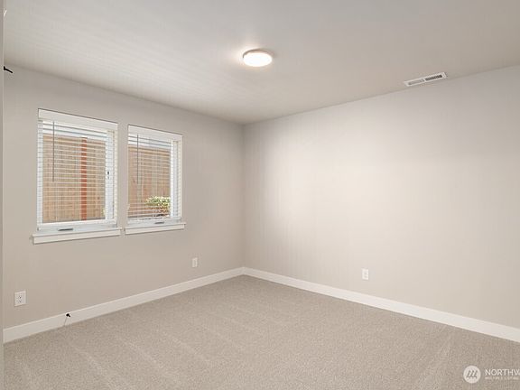 3rd image of 6609 S 128th Street