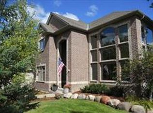 645 Weston Ridge Pkwy, Chaska, MN 55318